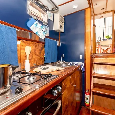 Botel Marta Boat