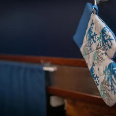 Πλωτό κατάλυμα Marta Boat Castelsardo