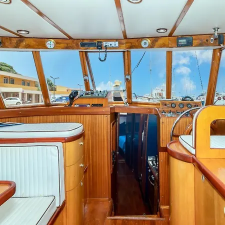 Botel Marta Boat Castelsardo