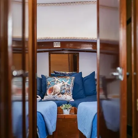 Marta Boat Castelsardo