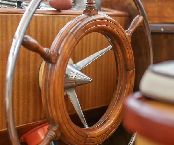 Hotel na wodzie Marta Boat